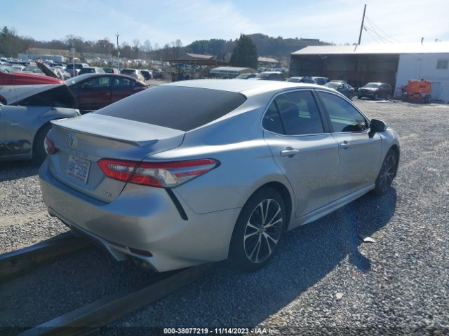 Photo 3 VIN: 4T1B11HKXJU635461 - TOYOTA CAMRY 