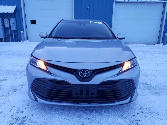 Photo 4 VIN: 4T1B11HKXJU642118 - TOYOTA CAMRY 