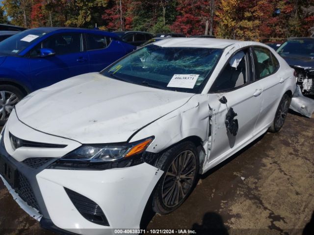 Photo 5 VIN: 4T1B11HKXJU660831 - TOYOTA CAMRY 