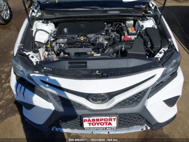 Photo 9 VIN: 4T1B11HKXJU660831 - TOYOTA CAMRY 