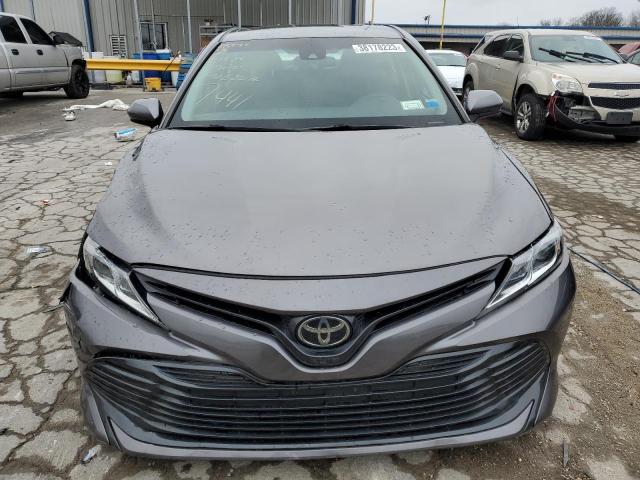 Photo 4 VIN: 4T1B11HKXJU667441 - TOYOTA CAMRY L 