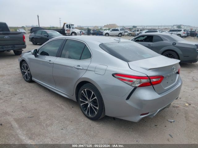 Photo 2 VIN: 4T1B11HKXKU163263 - TOYOTA CAMRY 