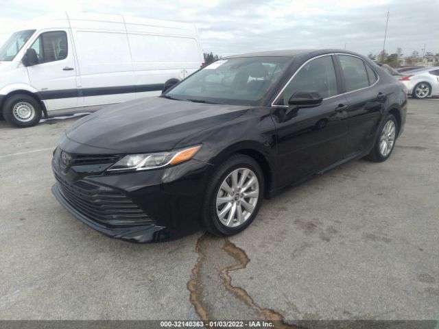 Photo 1 VIN: 4T1B11HKXKU164896 - TOYOTA CAMRY 