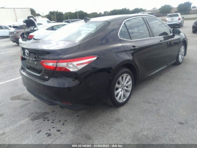 Photo 3 VIN: 4T1B11HKXKU164896 - TOYOTA CAMRY 