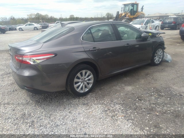 Photo 3 VIN: 4T1B11HKXKU168026 - TOYOTA CAMRY 