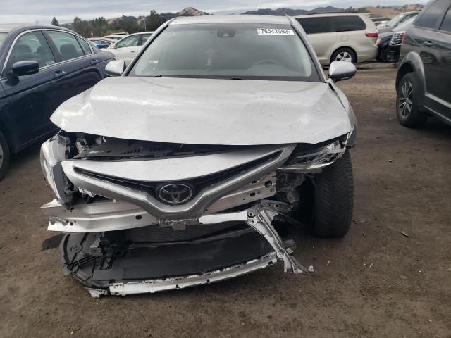 Photo 4 VIN: 4T1B11HKXKU177924 - TOYOTA CAMRY 