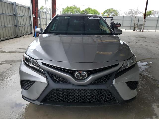 Photo 4 VIN: 4T1B11HKXKU185053 - TOYOTA CAMRY 