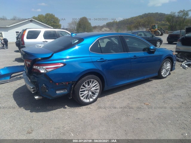 Photo 3 VIN: 4T1B11HKXKU186932 - TOYOTA CAMRY 