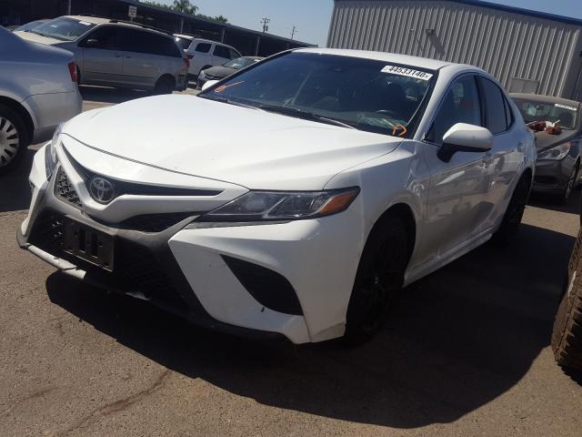 Photo 1 VIN: 4T1B11HKXKU188745 - TOYOTA CAMRY L 