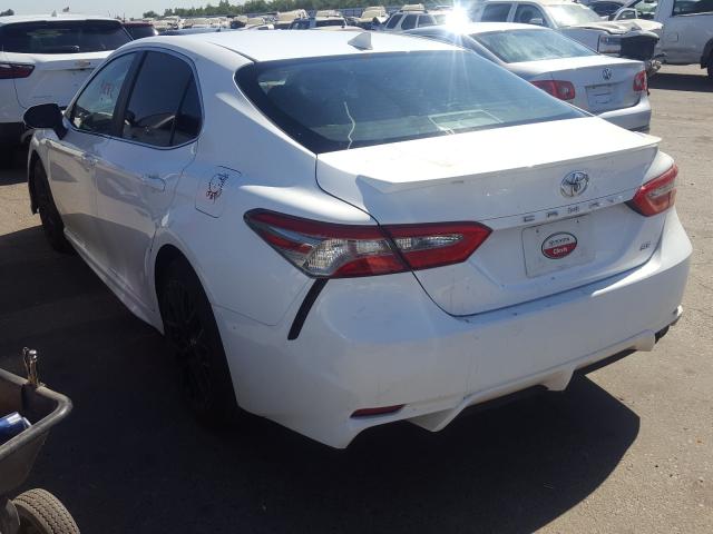 Photo 2 VIN: 4T1B11HKXKU188745 - TOYOTA CAMRY L 