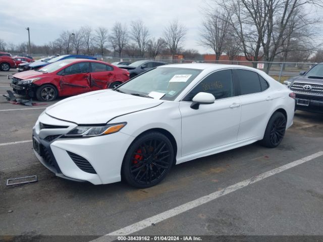 Photo 1 VIN: 4T1B11HKXKU209948 - TOYOTA CAMRY 