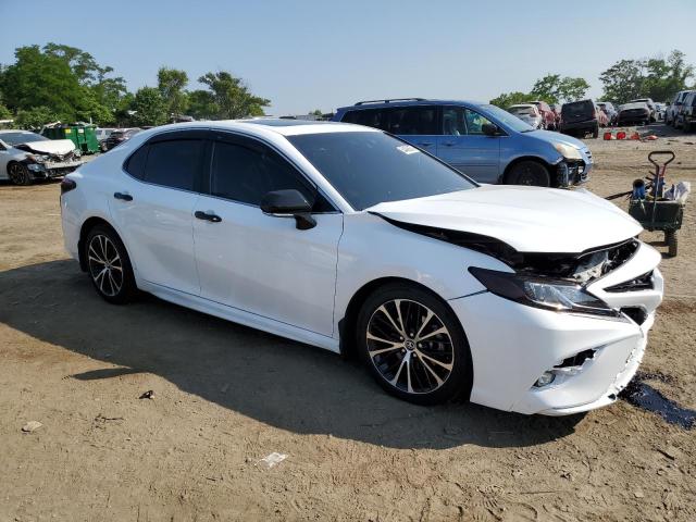 Photo 3 VIN: 4T1B11HKXKU220688 - TOYOTA CAMRY L 