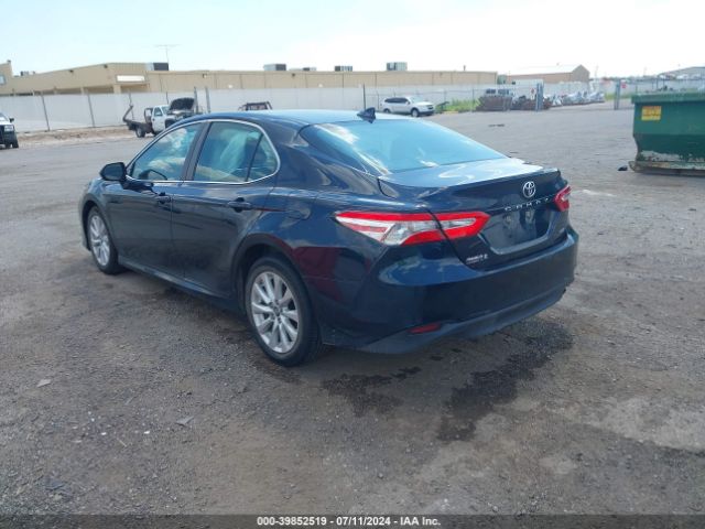 Photo 2 VIN: 4T1B11HKXKU232713 - TOYOTA CAMRY 