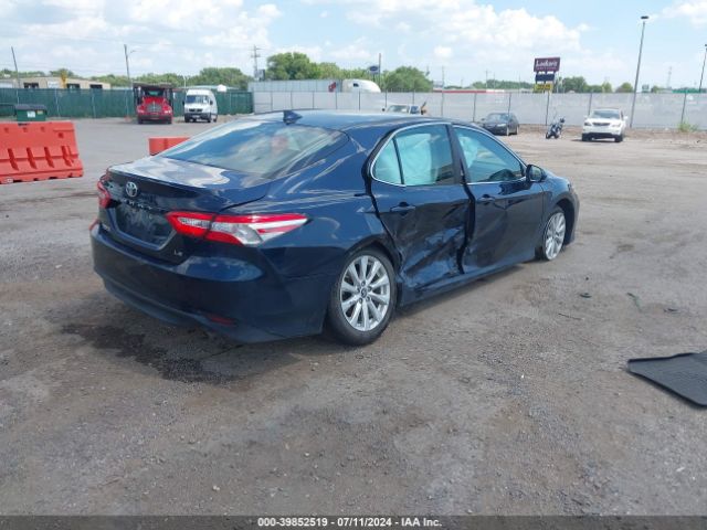 Photo 3 VIN: 4T1B11HKXKU232713 - TOYOTA CAMRY 