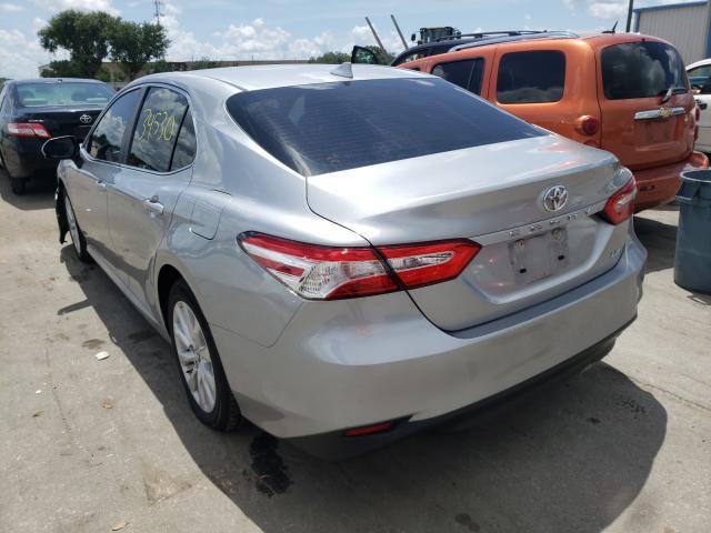 Photo 2 VIN: 4T1B11HKXKU240133 - TOYOTA CAMRY L 