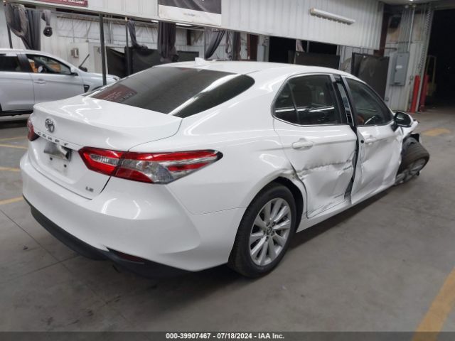 Photo 3 VIN: 4T1B11HKXKU240391 - TOYOTA CAMRY 