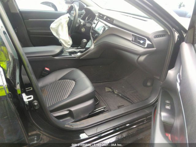 Photo 4 VIN: 4T1B11HKXKU270121 - TOYOTA CAMRY 