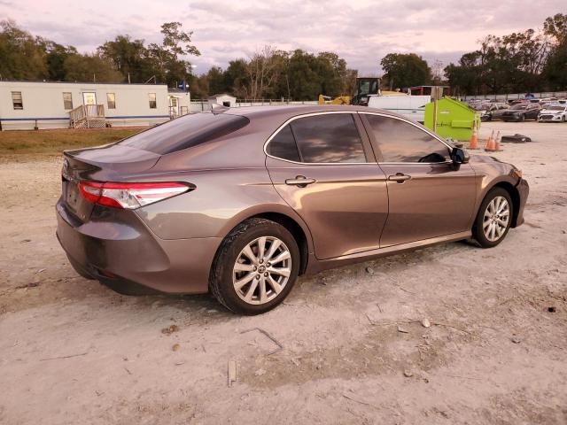 Photo 2 VIN: 4T1B11HKXKU282379 - TOYOTA CAMRY L 