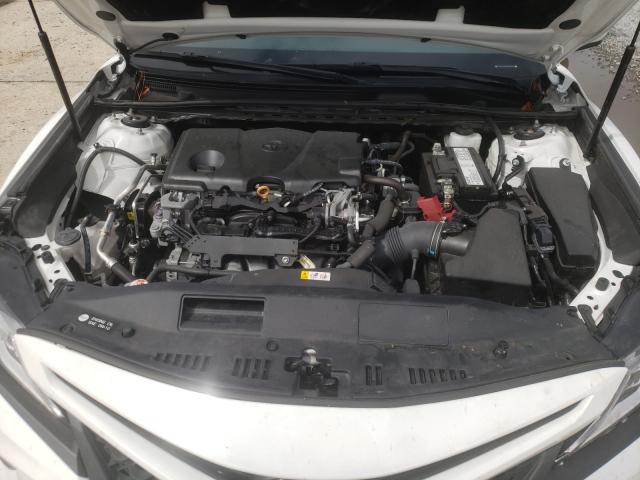 Photo 6 VIN: 4T1B11HKXKU690655 - TOYOTA CAMRY L 