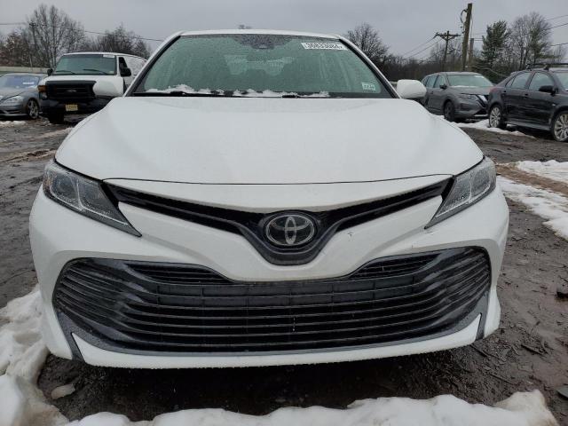 Photo 4 VIN: 4T1B11HKXKU696598 - TOYOTA CAMRY 