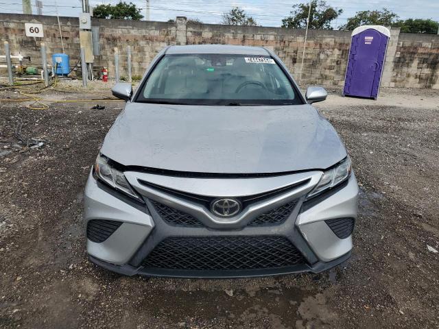 Photo 4 VIN: 4T1B11HKXKU711858 - TOYOTA CAMRY L 