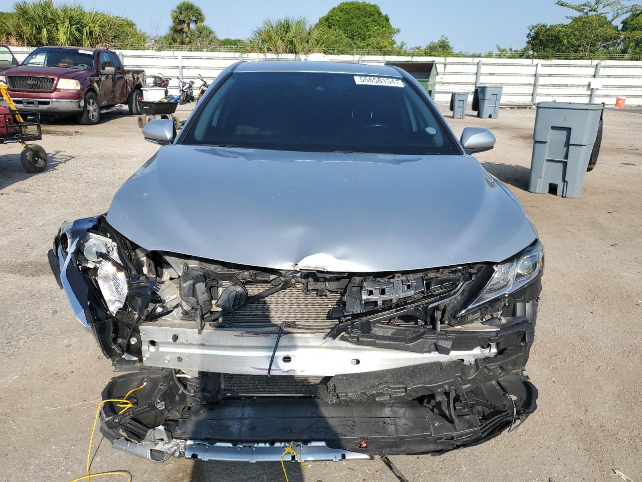 Photo 4 VIN: 4T1B11HKXKU713884 - TOYOTA CAMRY 