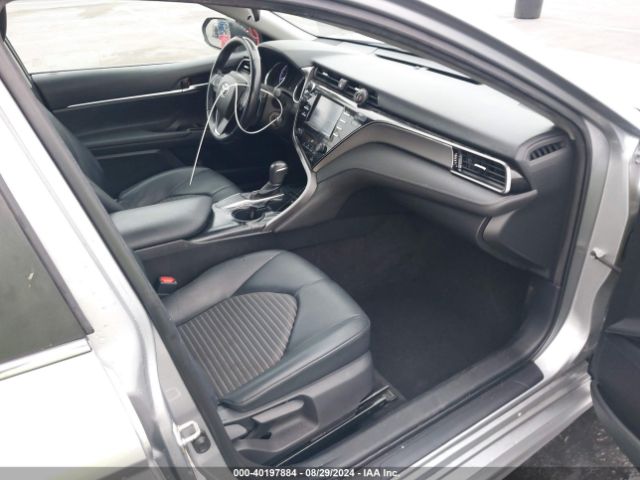 Photo 4 VIN: 4T1B11HKXKU714128 - TOYOTA CAMRY 