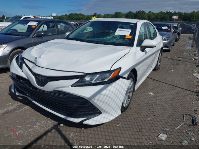 Photo 1 VIN: 4T1B11HKXKU721094 - TOYOTA CAMRY 