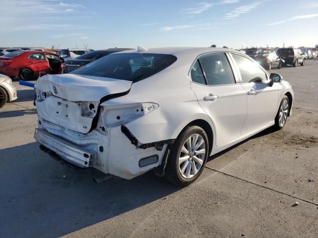 Photo 3 VIN: 4T1B11HKXKU723587 - TOYOTA CAMRY L 