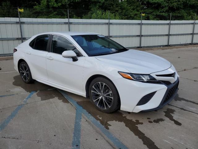 Photo 3 VIN: 4T1B11HKXKU728773 - TOYOTA CAMRY 