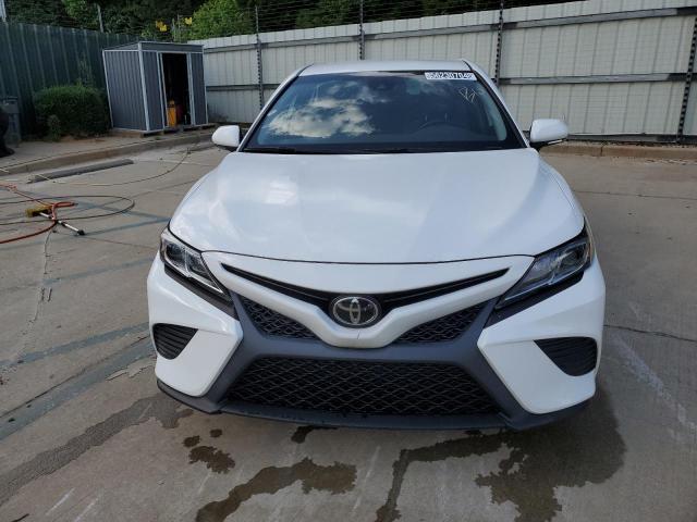 Photo 4 VIN: 4T1B11HKXKU728773 - TOYOTA CAMRY 