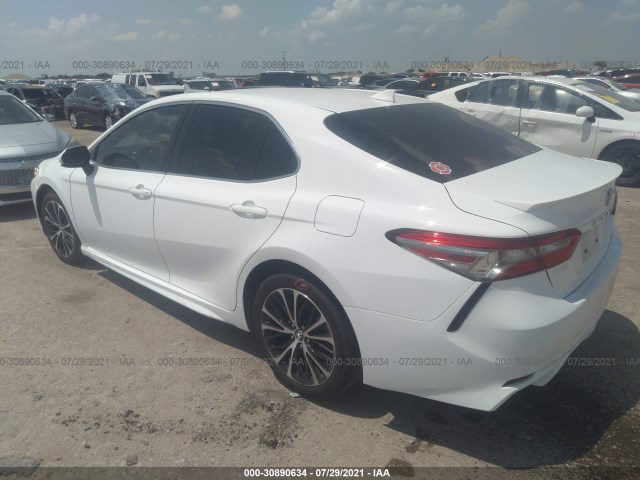 Photo 2 VIN: 4T1B11HKXKU732662 - TOYOTA CAMRY 