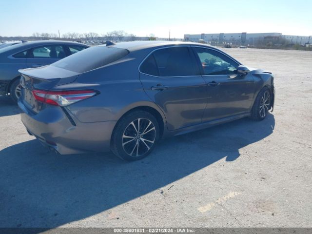 Photo 3 VIN: 4T1B11HKXKU735013 - TOYOTA CAMRY 