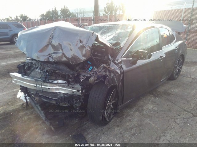 Photo 1 VIN: 4T1B11HKXKU742172 - TOYOTA CAMRY 