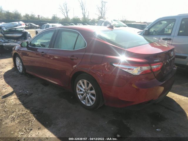 Photo 2 VIN: 4T1B11HKXKU756346 - TOYOTA CAMRY 