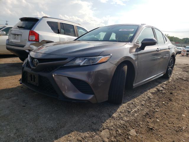 Photo 1 VIN: 4T1B11HKXKU765368 - TOYOTA CAMRY 