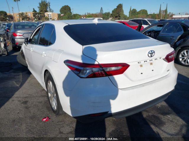 Photo 2 VIN: 4T1B11HKXKU769114 - TOYOTA CAMRY 