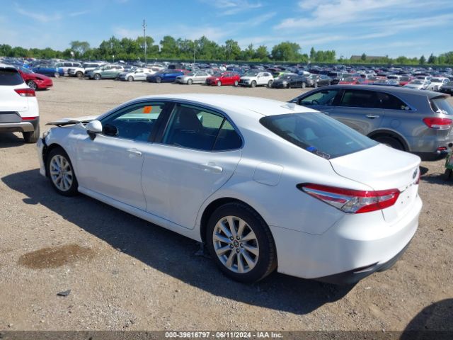 Photo 2 VIN: 4T1B11HKXKU773776 - TOYOTA CAMRY 