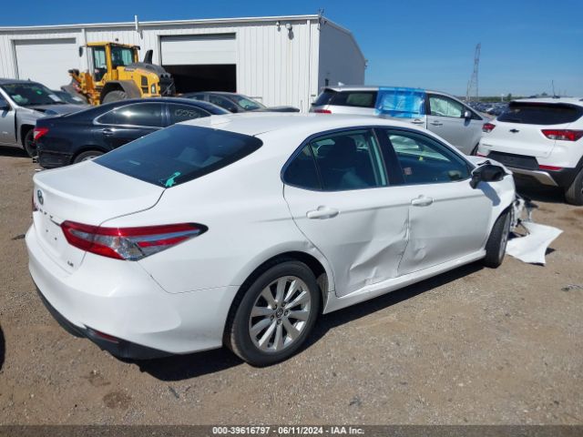 Photo 3 VIN: 4T1B11HKXKU773776 - TOYOTA CAMRY 