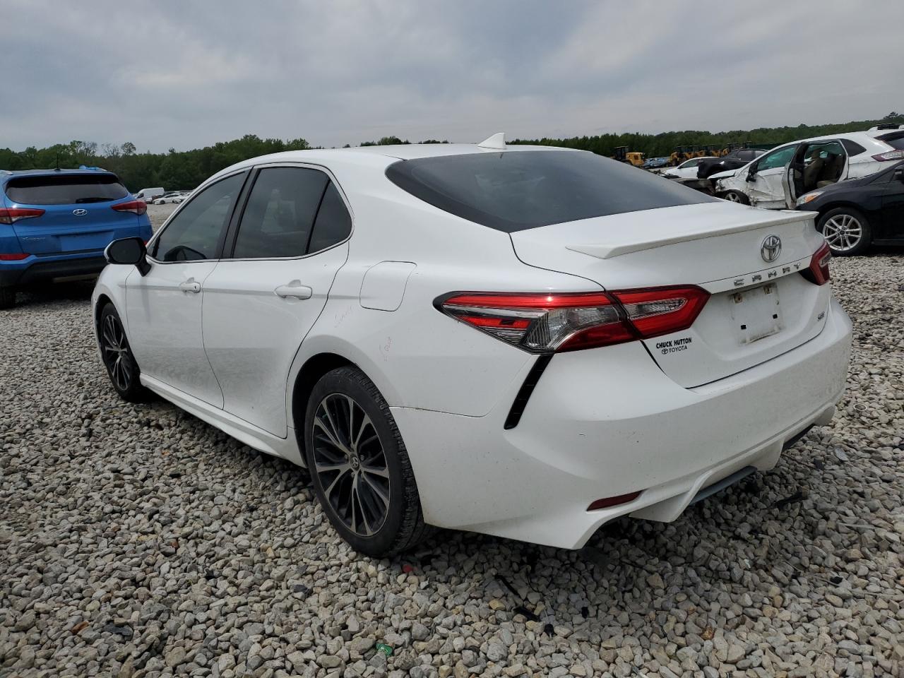 Photo 1 VIN: 4T1B11HKXKU796488 - TOYOTA CAMRY 