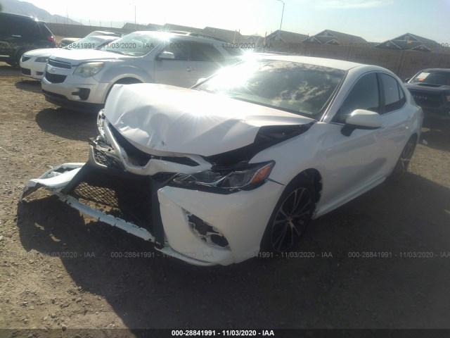 Photo 1 VIN: 4T1B11HKXKU800099 - TOYOTA CAMRY 