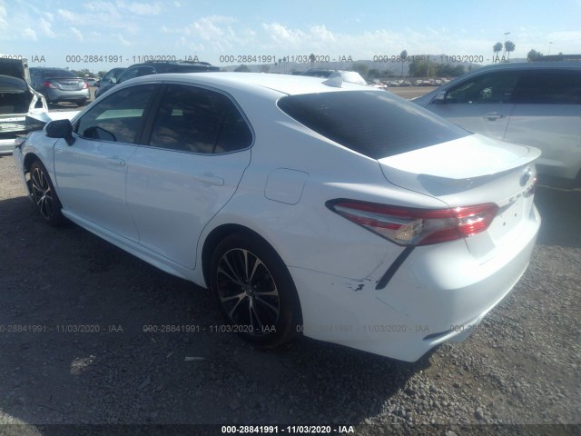 Photo 2 VIN: 4T1B11HKXKU800099 - TOYOTA CAMRY 