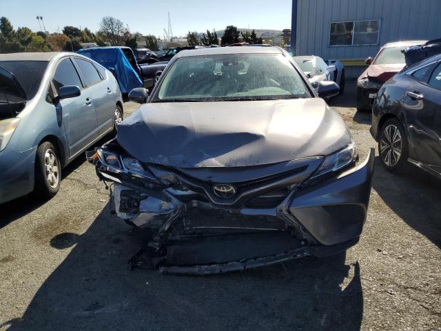 Photo 4 VIN: 4T1B11HKXKU800197 - TOYOTA CAMRY 