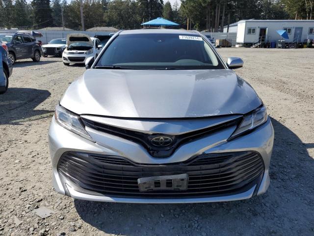 Photo 4 VIN: 4T1B11HKXKU802547 - TOYOTA CAMRY L 