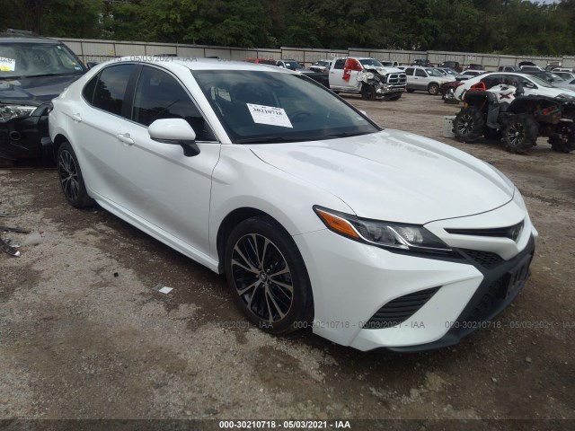 Photo 0 VIN: 4T1B11HKXKU834740 - TOYOTA CAMRY 