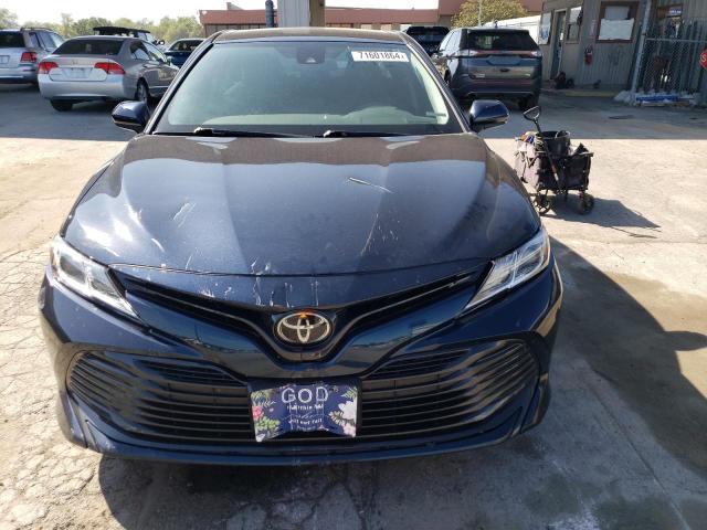 Photo 4 VIN: 4T1B11HKXKU841557 - TOYOTA CAMRY L 