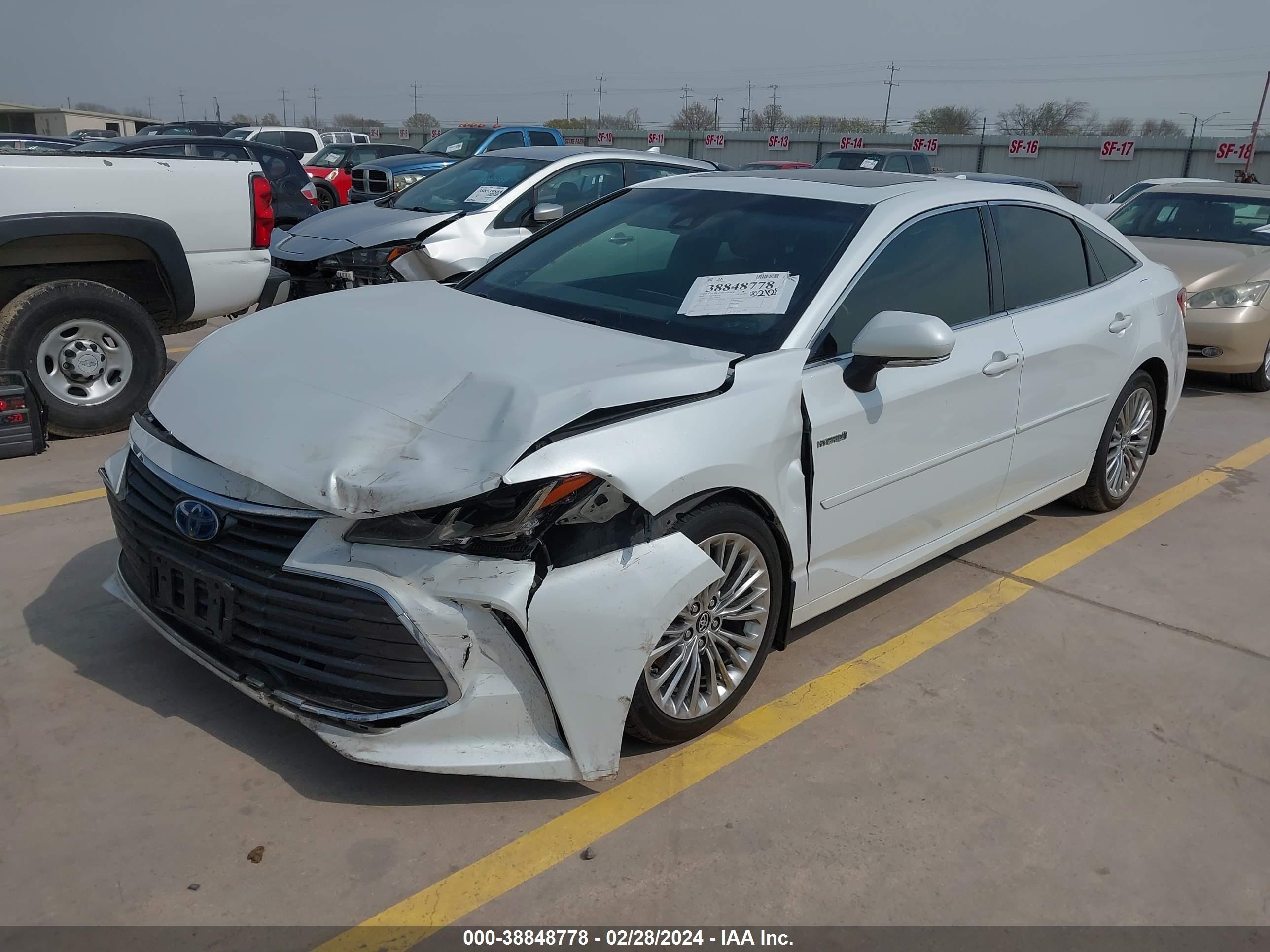 Photo 1 VIN: 4T1B21FB6KU006619 - TOYOTA AVALON 