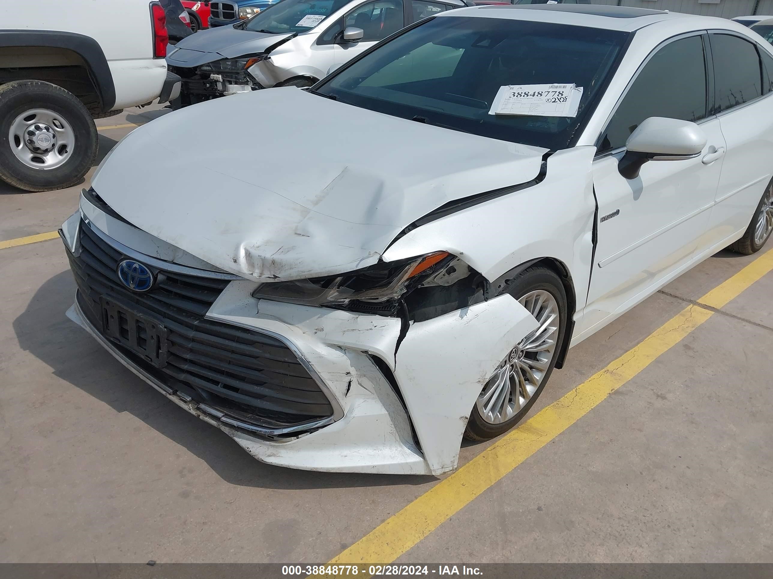 Photo 5 VIN: 4T1B21FB6KU006619 - TOYOTA AVALON 