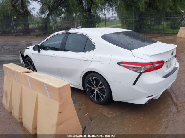 Photo 2 VIN: 4T1B21HK0JU002271 - TOYOTA CAMRY HYBRID 