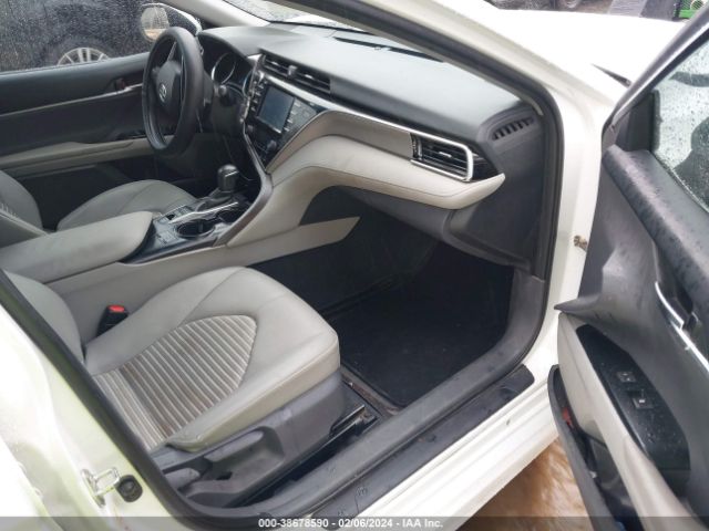 Photo 4 VIN: 4T1B21HK0JU002271 - TOYOTA CAMRY HYBRID 